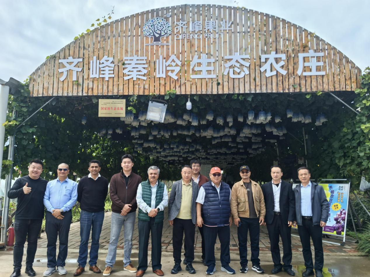 尼泊尔卫生部长一行到访齐峰果业